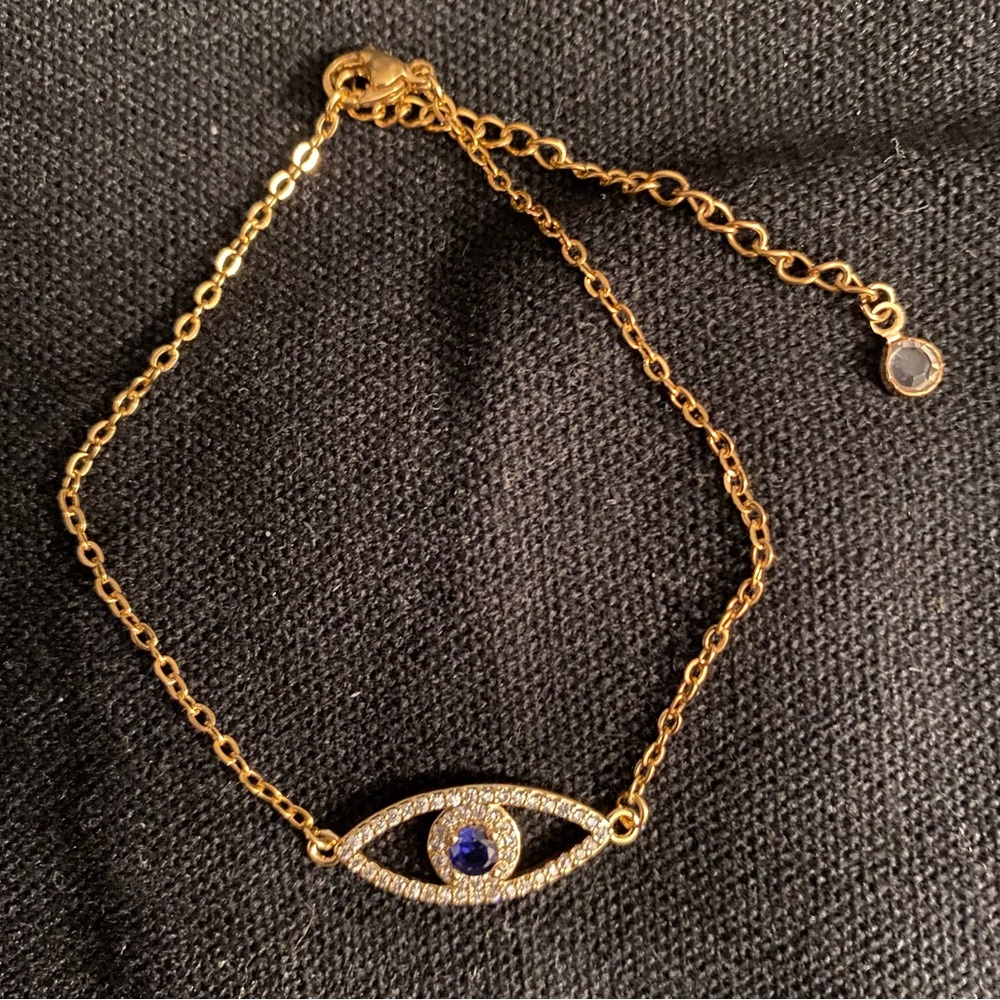 NWOT Evil Eye Charm Bracelet - Picture 6 of 6
